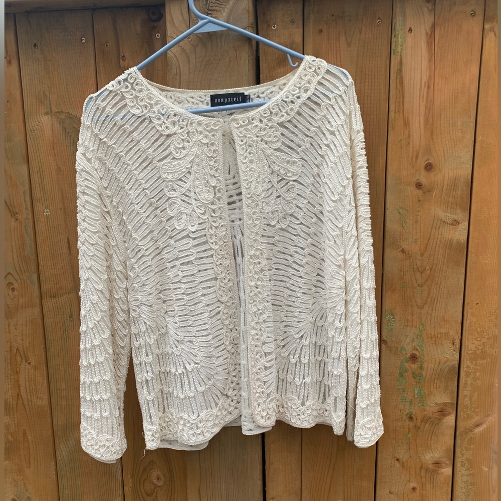 COPY - Beautiful, vintage inspired, women’s top/blazer.